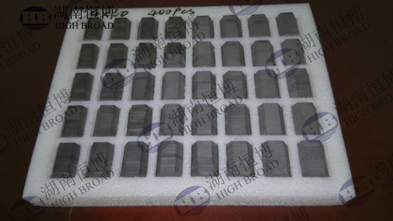 Sic / Silicon Carbide tấm chống đạn / gạch được sử dụng trong bảo vệ giáp hạng nặng, xe bọc thép