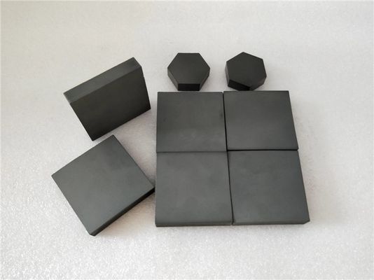 Gạch đạn đạo Boron Carbide đa đường cong với hồ sơ đường viền và độ cứng 3000 HV để tăng cường bảo vệ