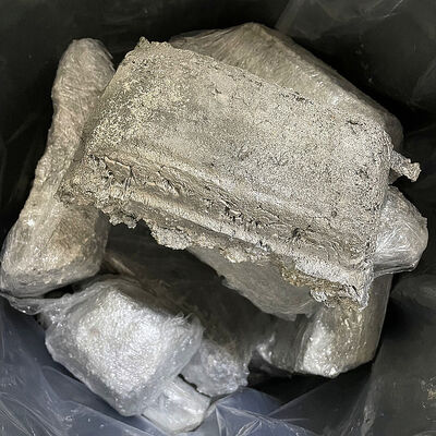 Nhôm Tungsten AlW20 Master Alloy 20% W Content Ingot để tinh chế hạt