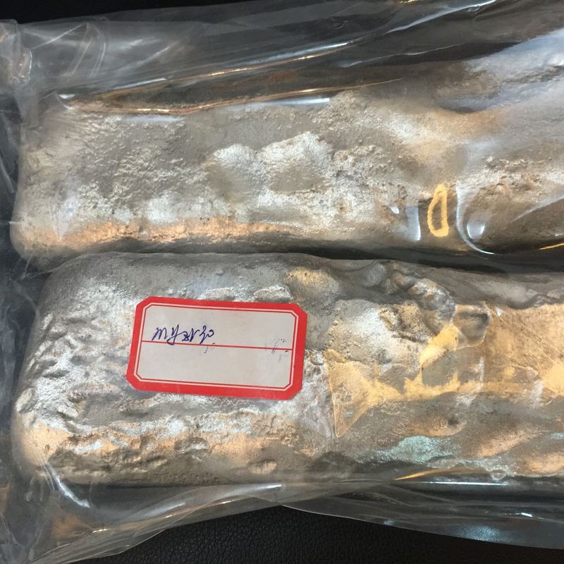 MgZr30 Magnesium Zirconium Master Alloy với hàm lượng 30% Zirconium để tinh chế hạt hạng không gian và độ tinh khiết 99,5%